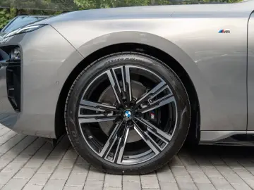 BMW 740d xDrive M SPORT.MASSAGE.SKY.LOUNGE.B&W.5 100