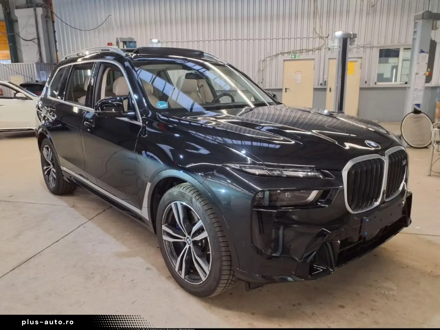 BMW X7 M60i xDr ExeDrivePro SoftCl SkyL B&W Massage