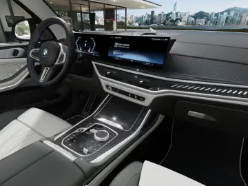 BMW X7 M60i xDr ExeDrivePro SoftCl SkyL B&W Massage