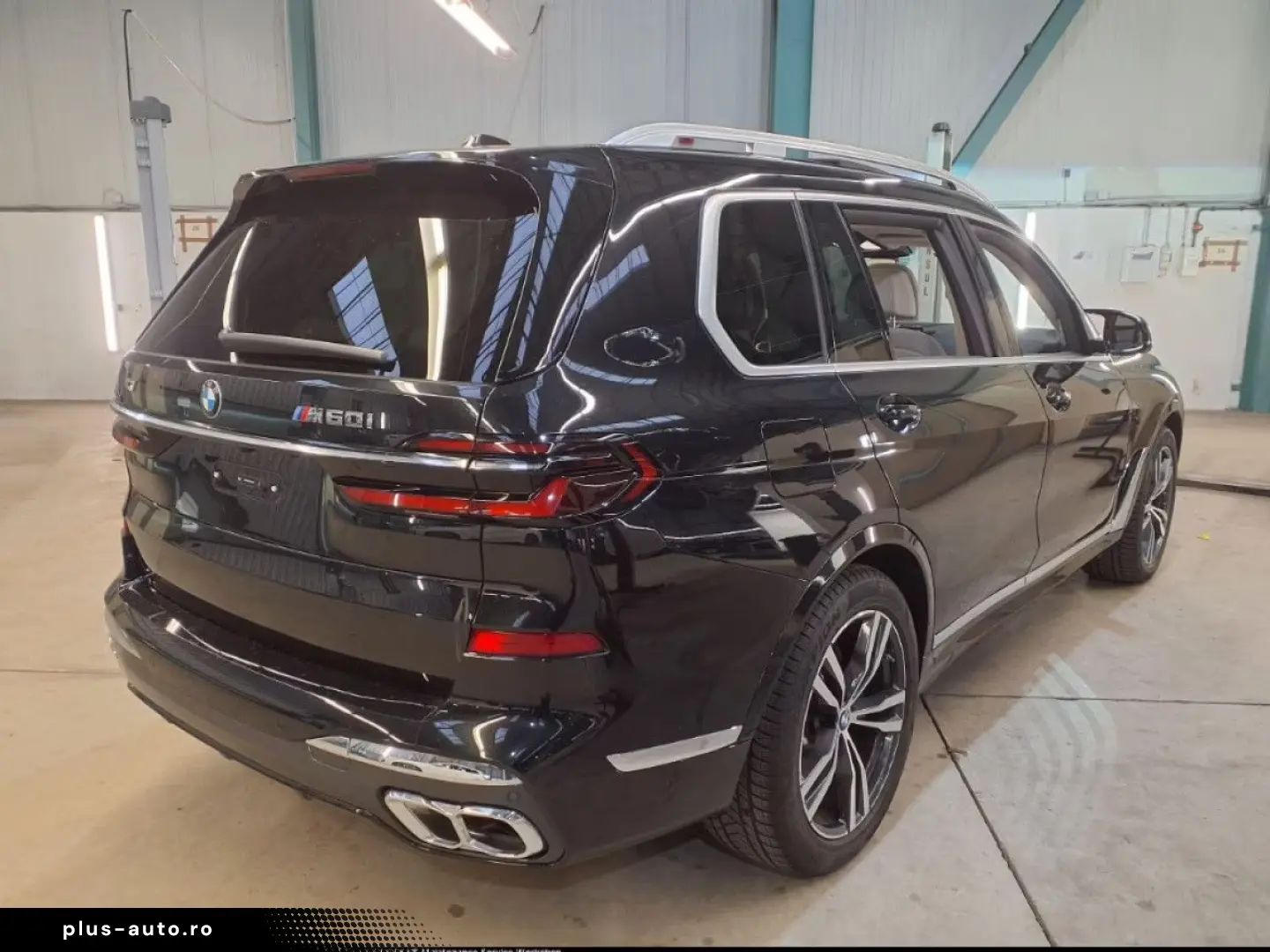 BMW X7 M60i xDr ExeDrivePro SoftCl SkyL B&W Massage