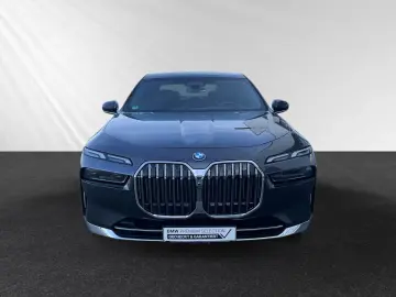 BMW 750e xDrive TV-Fond-Entertainment SkyLounge Auto