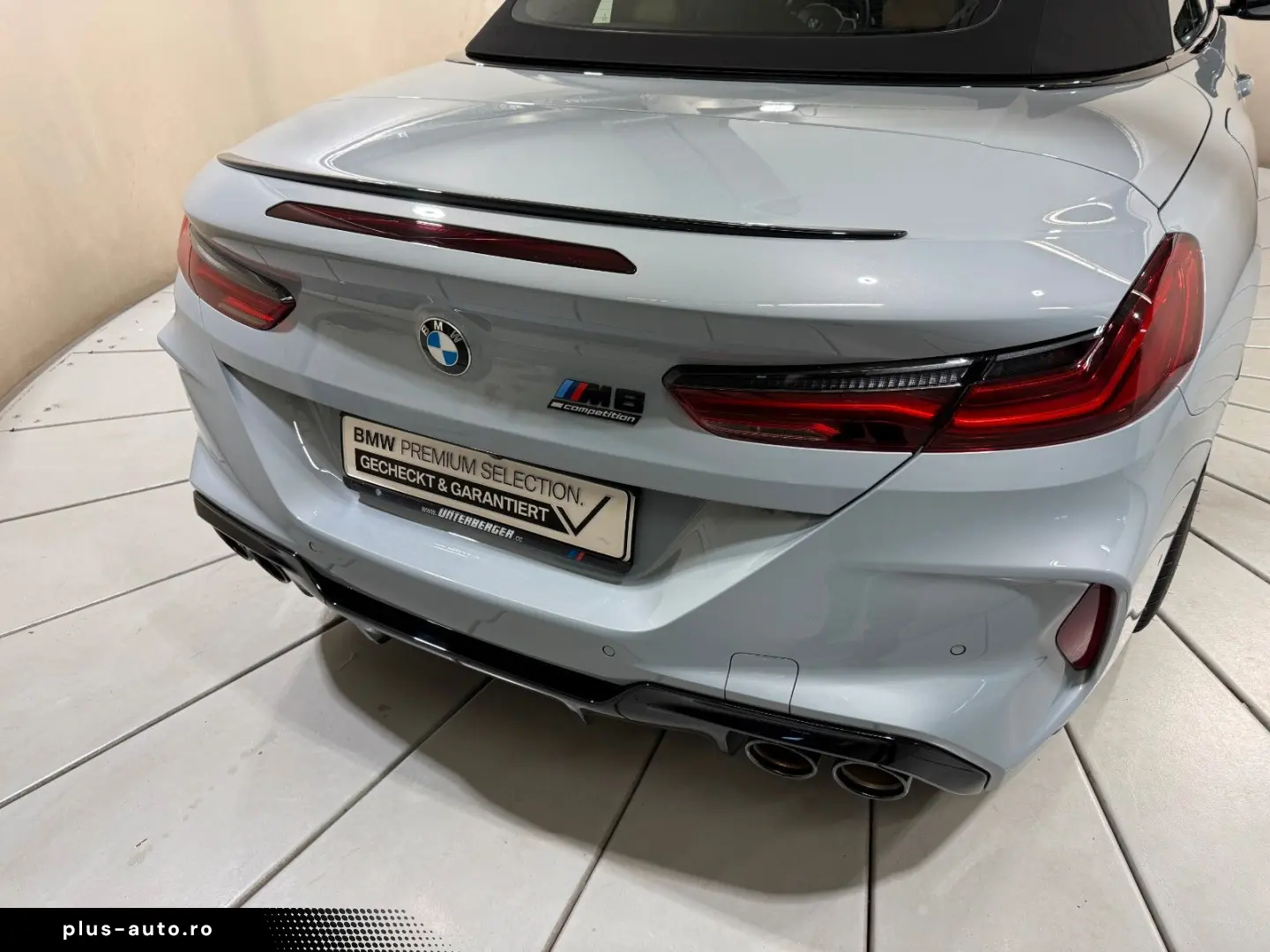 BMW M8 Competition Cabrio xDrive M Driver B&W ACC