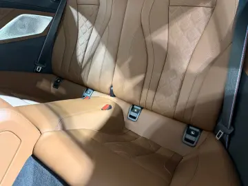 BMW M8 Competition Cabrio xDrive M Driver B&W ACC