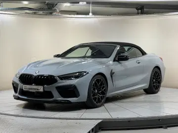 BMW M8 Competition Cabrio xDrive M Driver B&W ACC