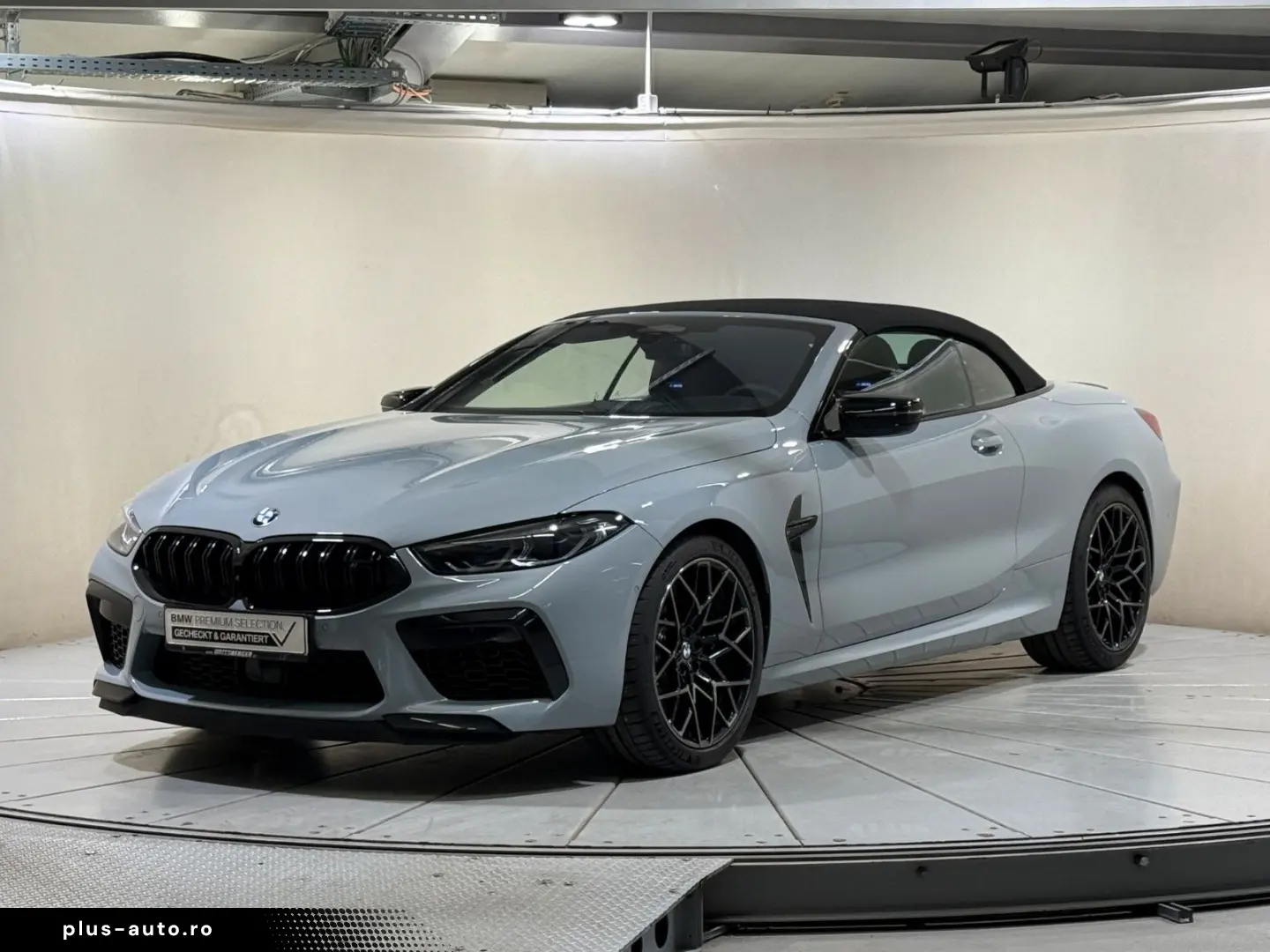 BMW M8 Competition Cabrio xDrive M Driver B&W ACC