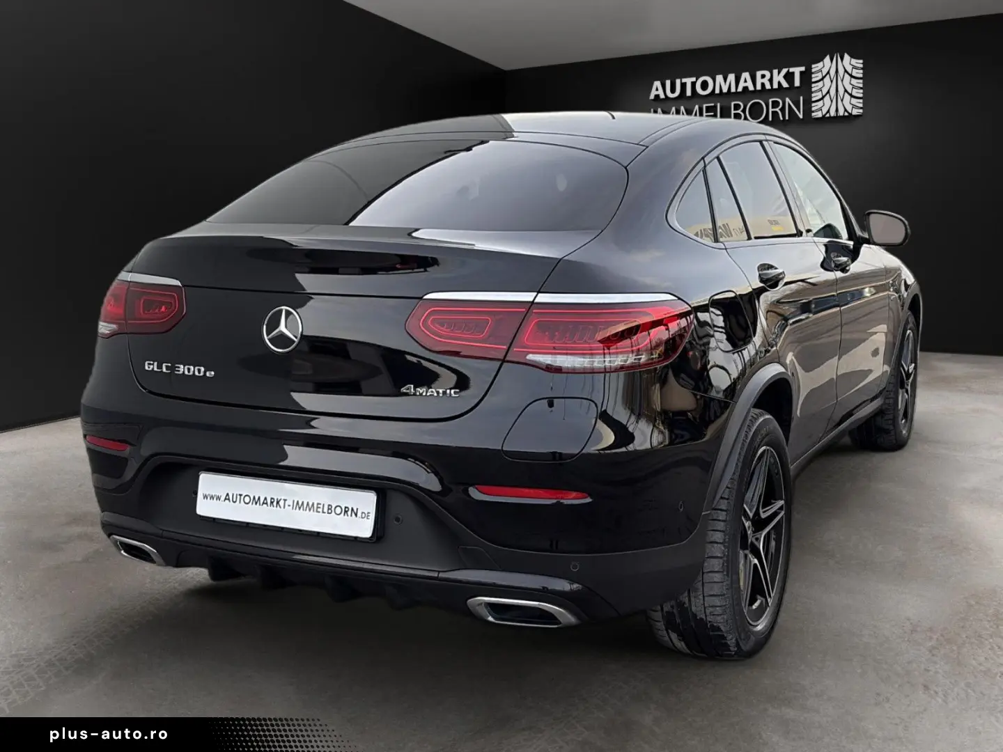 MERCEDES-BENZ GLC 300 e AMG Coupe 19 HUD Night LED VollLeder