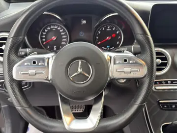 MERCEDES-BENZ GLC 300 e AMG Coupe 19 HUD Night LED VollLeder