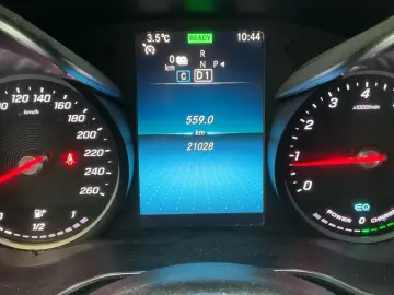 MERCEDES-BENZ GLC 300 e AMG Coupe 19 HUD Night LED VollLeder