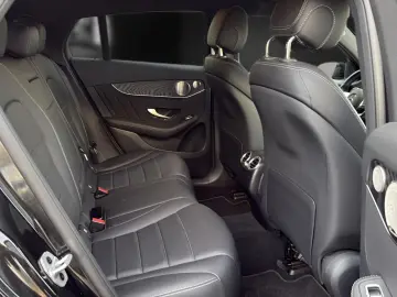 MERCEDES-BENZ GLC 300 e AMG Coupe 19 HUD Night LED VollLeder