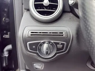 MERCEDES-BENZ GLC 300 e AMG Coupe 19 HUD Night LED VollLeder