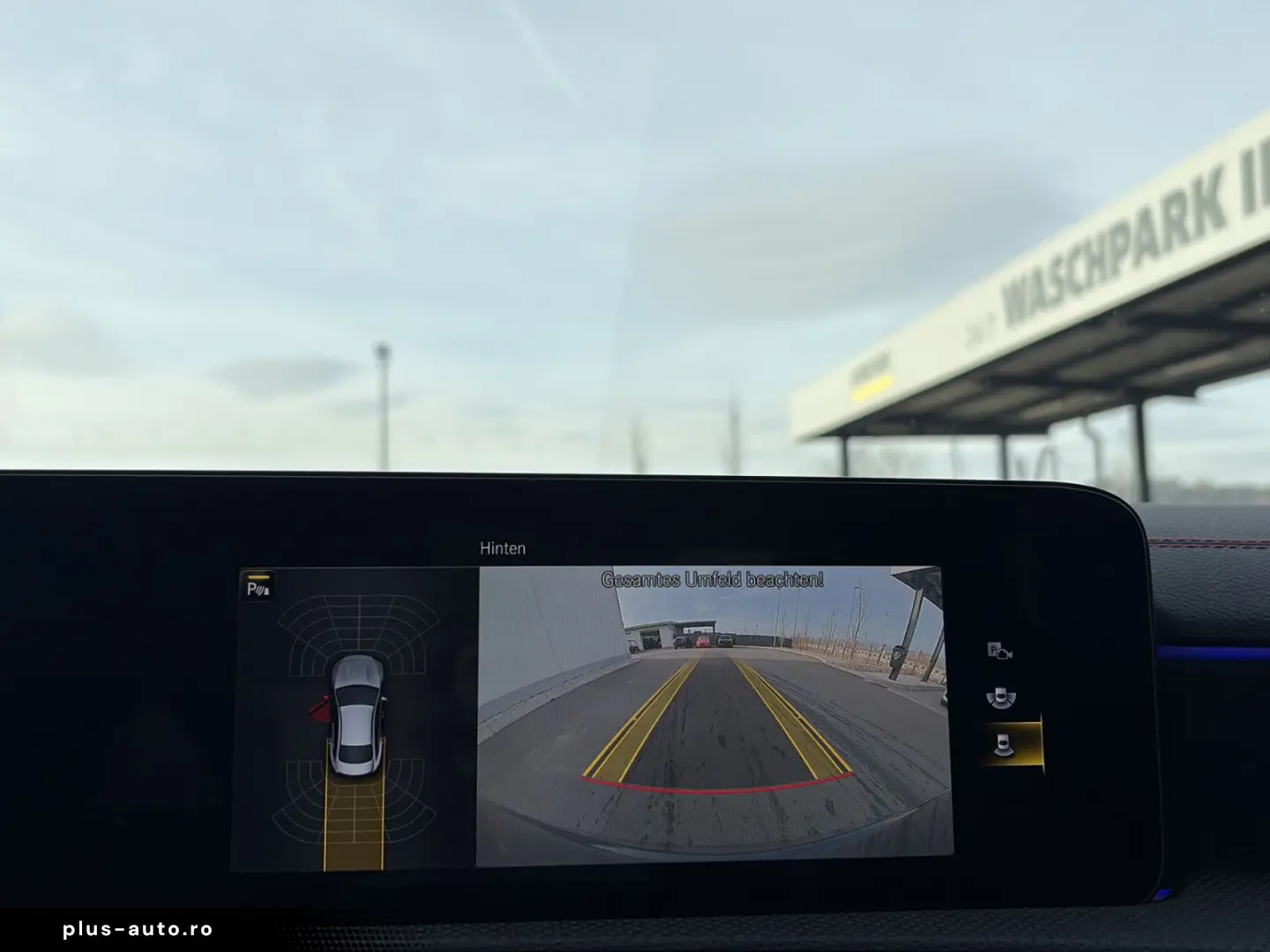 MERCEDES-BENZ GLC 300 e AMG Coupe 19 HUD Night LED VollLeder