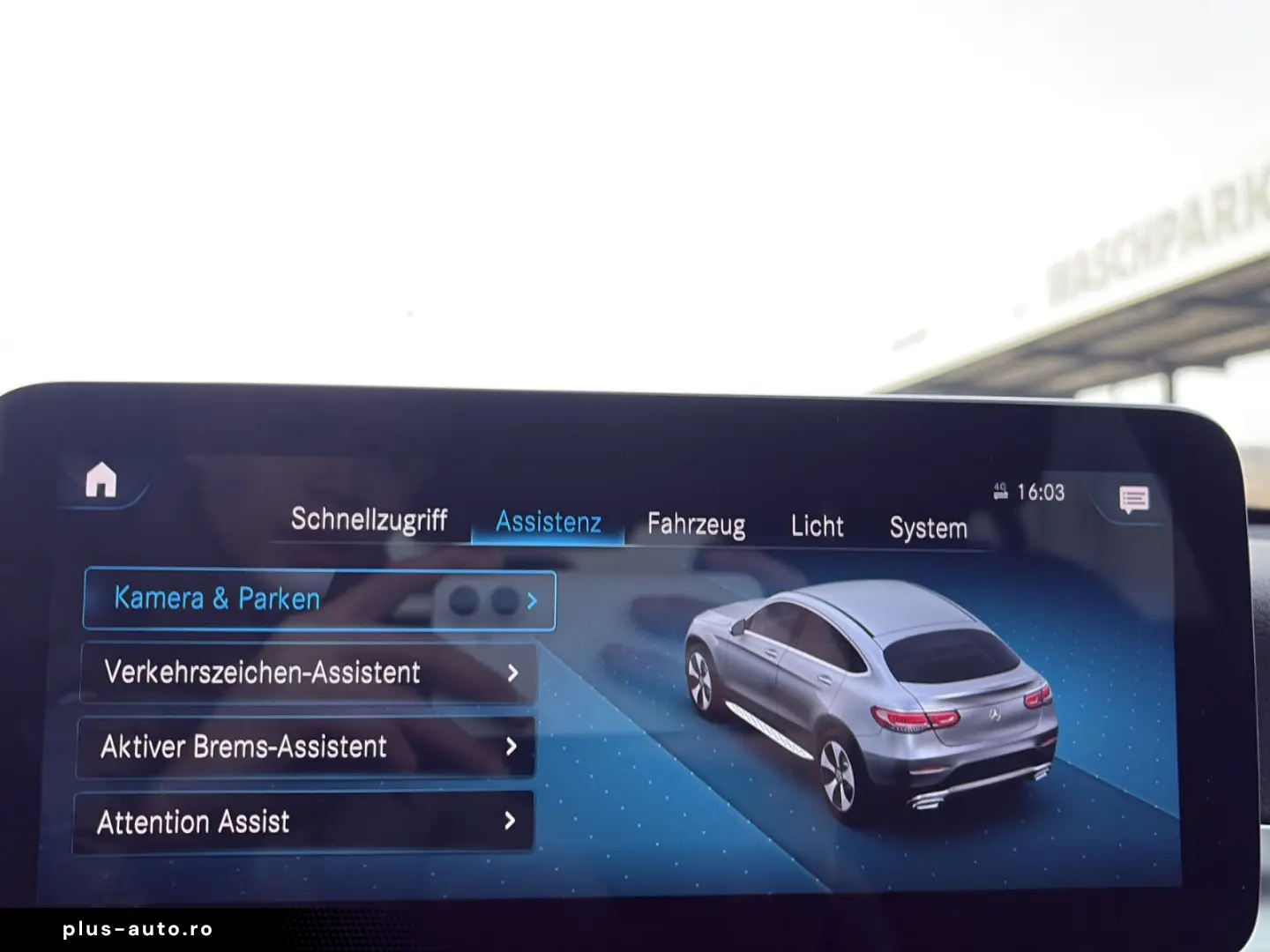 MERCEDES-BENZ GLC 300 e AMG Coupe 19 HUD Night LED VollLeder