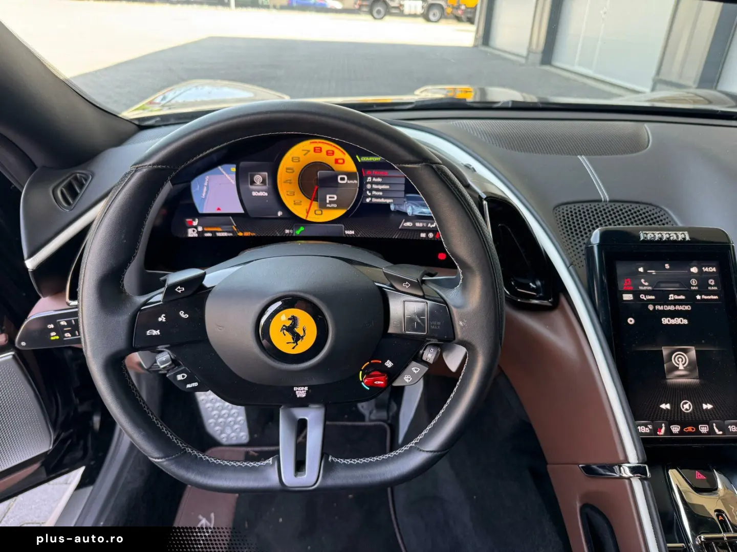 FERRARI Roma Coupe Schwarz