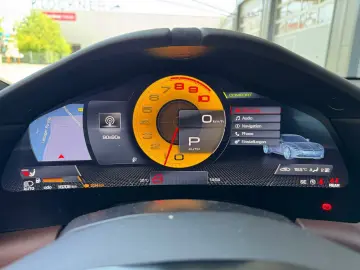 FERRARI Roma Coupe Schwarz