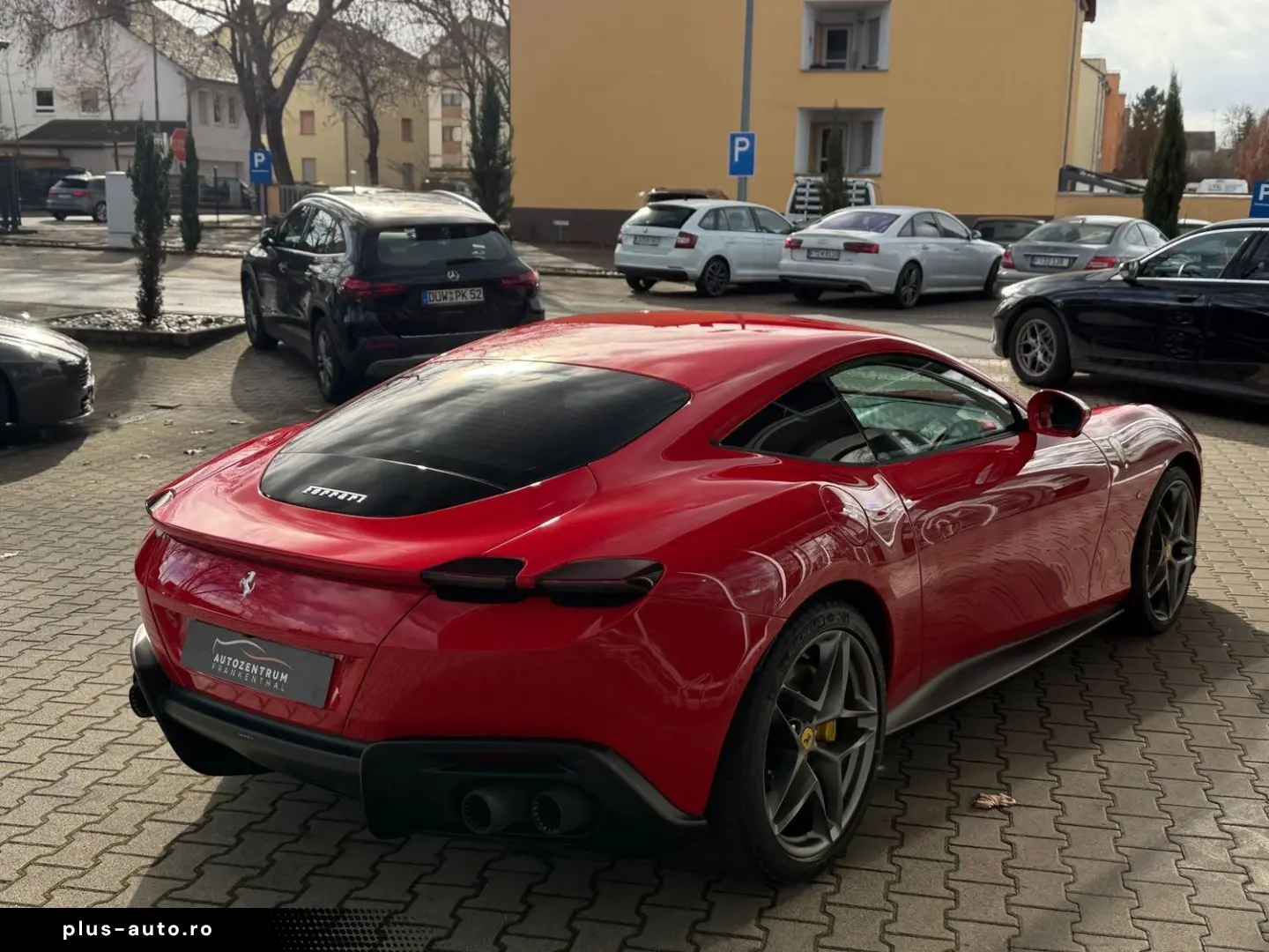 FERRARI Roma Acc Magnetic-Ride 360  Vollfolierung mit XP