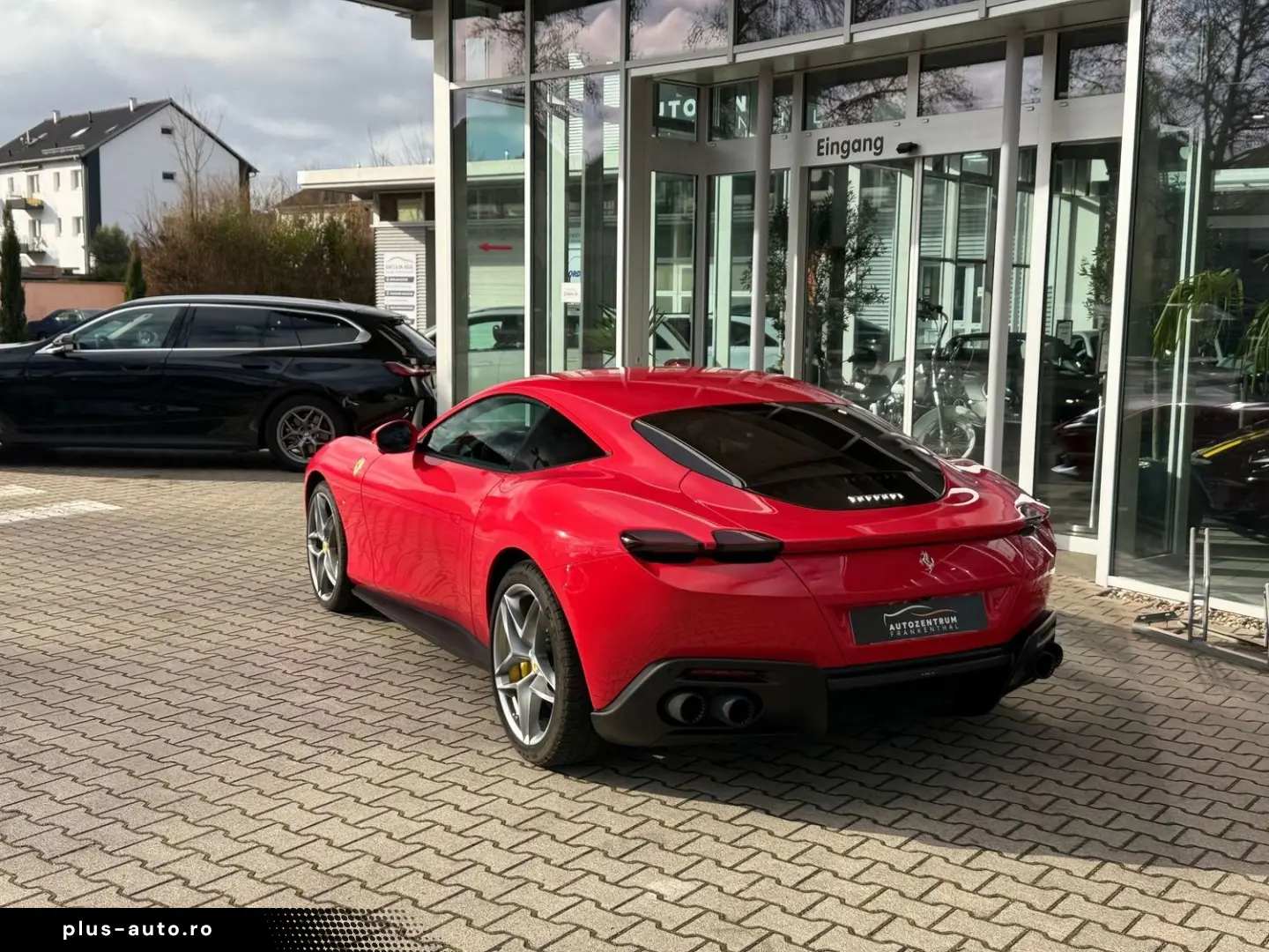 FERRARI Roma Acc Magnetic-Ride 360  Vollfolierung mit XP