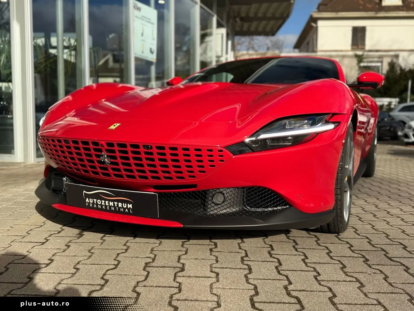 FERRARI Roma Acc Magnetic-Ride 360  Vollfolierung mit XP