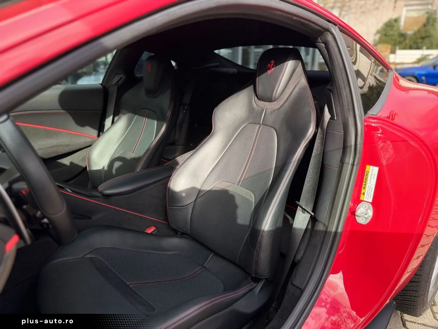 FERRARI Roma Acc Magnetic-Ride 360  Vollfolierung mit XP