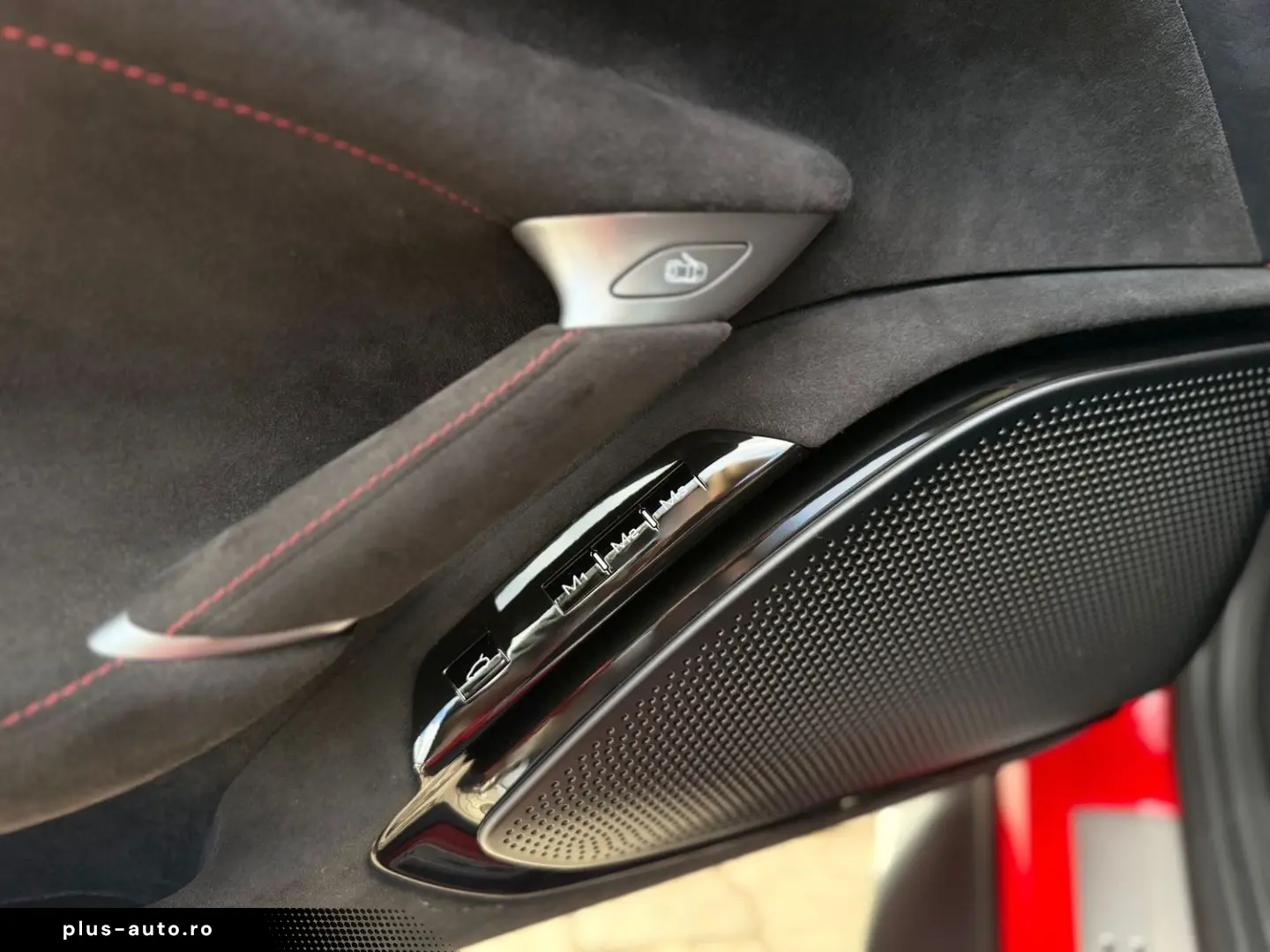 FERRARI Roma Acc Magnetic-Ride 360  Vollfolierung mit XP