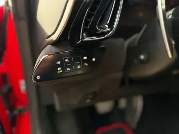 FERRARI Roma Acc Magnetic-Ride 360  Vollfolierung mit XP