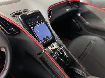 FERRARI Roma Acc Magnetic-Ride 360  Vollfolierung mit XP