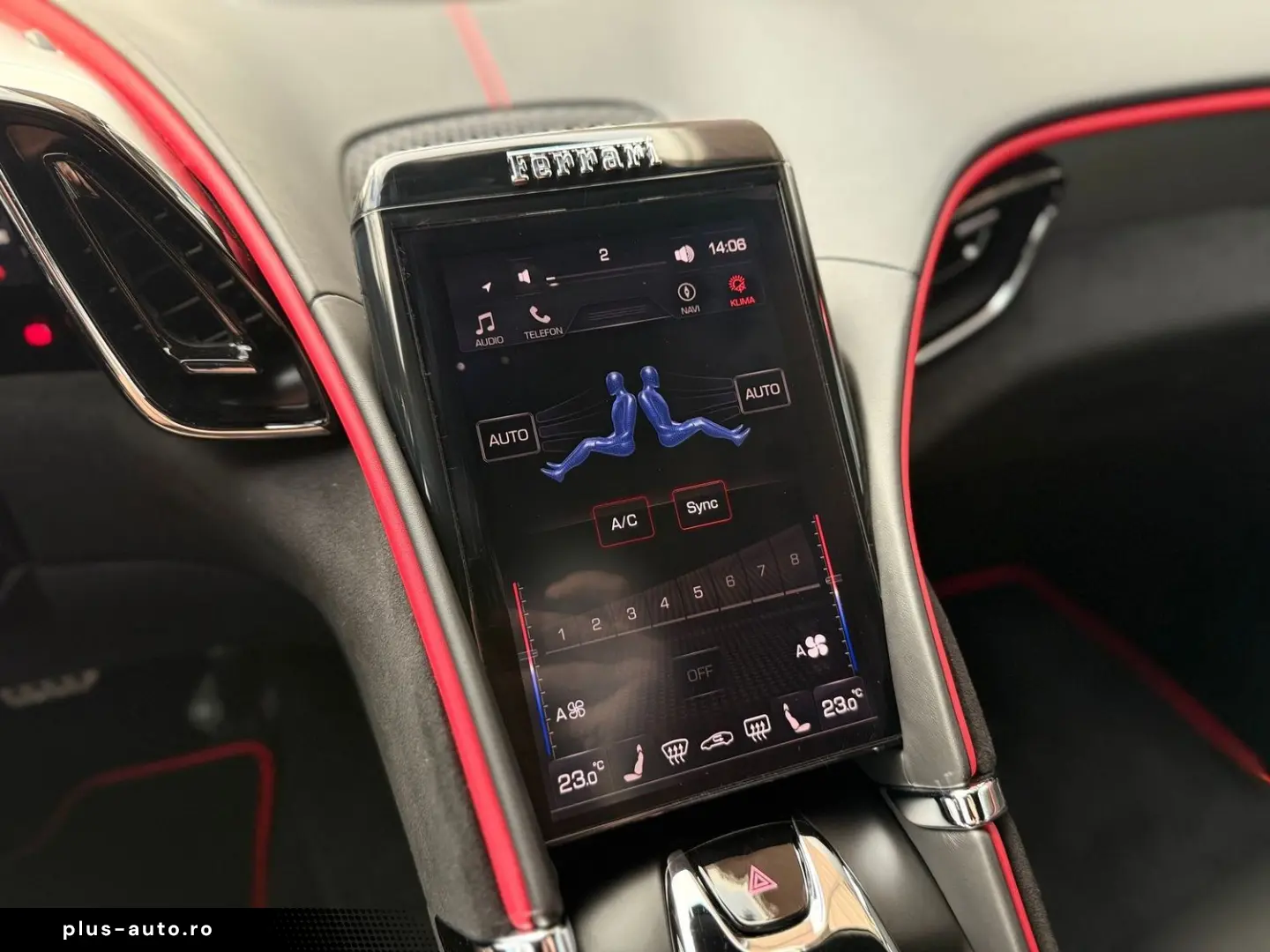 FERRARI Roma Acc Magnetic-Ride 360  Vollfolierung mit XP