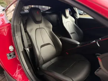 FERRARI Roma Acc Magnetic-Ride 360  Vollfolierung mit XP