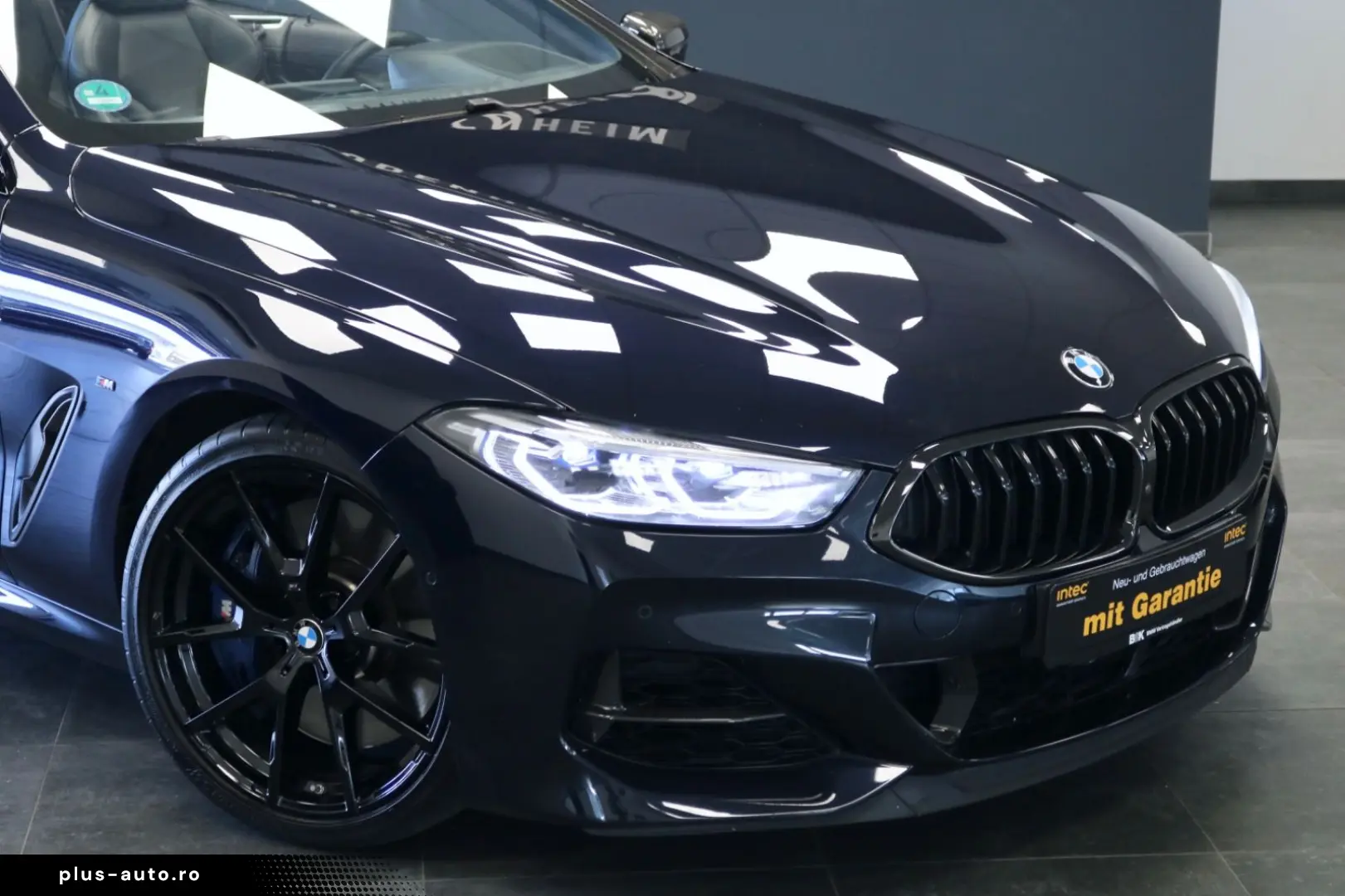 BMW M850 i 8 Cabrio xDrive CARBON SOFT HEADUP 360