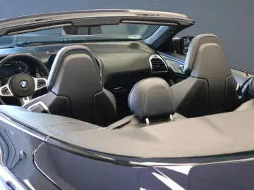BMW M850 i 8 Cabrio xDrive CARBON SOFT HEADUP 360