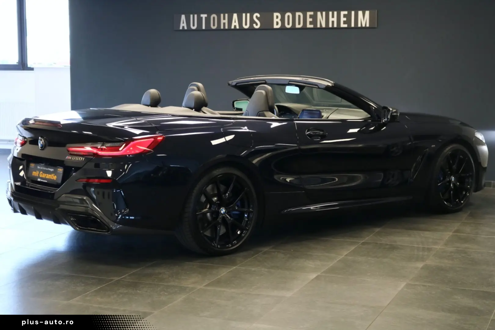 BMW M850 i 8 Cabrio xDrive CARBON SOFT HEADUP 360