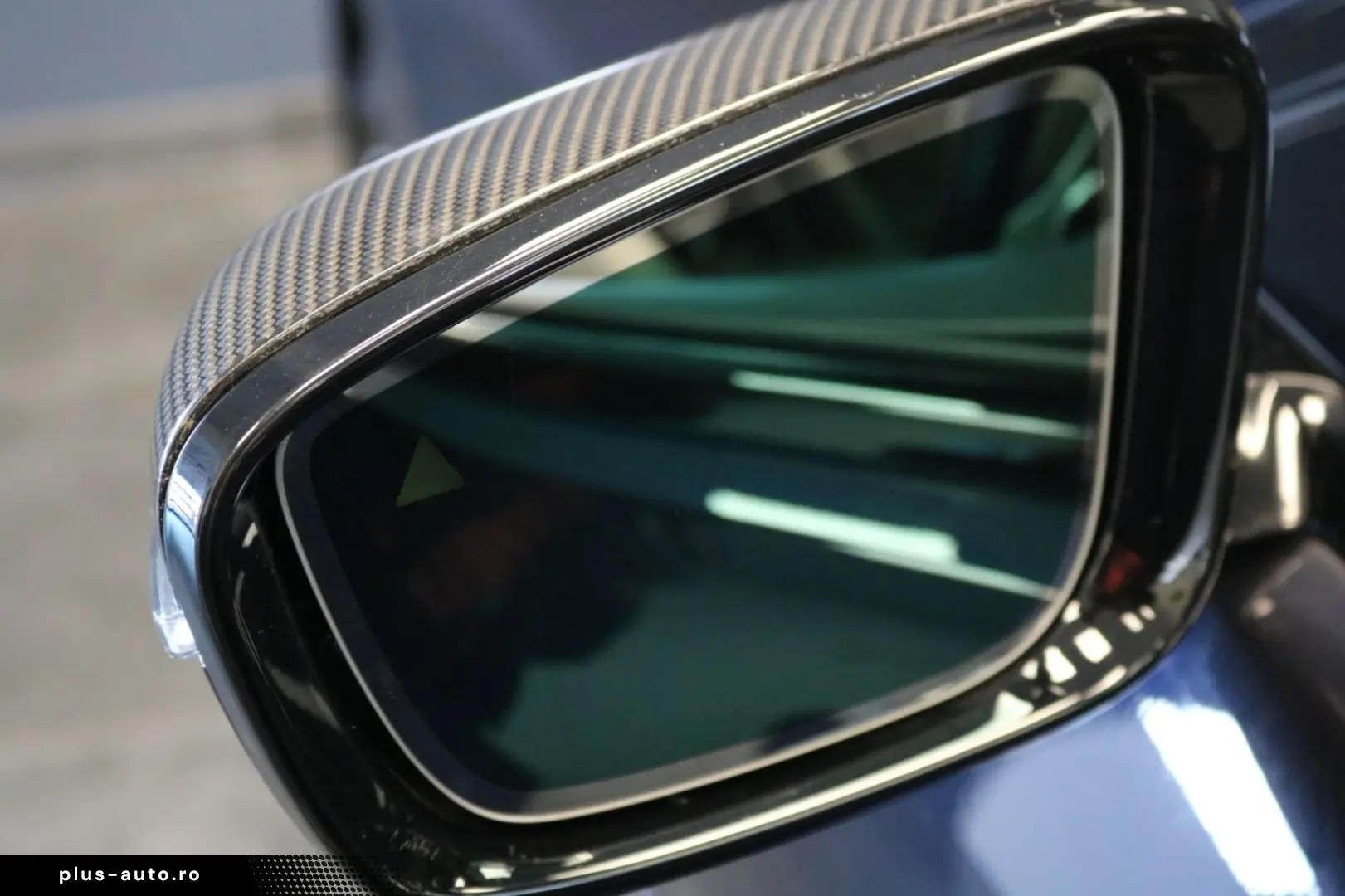 BMW M850 i 8 Cabrio xDrive CARBON SOFT HEADUP 360