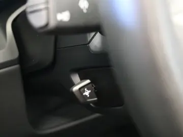 BMW M850 i 8 Cabrio xDrive CARBON SOFT HEADUP 360