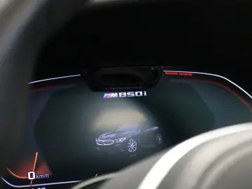 BMW M850 i 8 Cabrio xDrive CARBON SOFT HEADUP 360