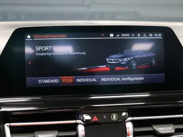 BMW M850 i 8 Cabrio xDrive CARBON SOFT HEADUP 360