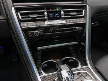 BMW M850i xD GC 360 DAB Laser DisplKey SoftClose H K