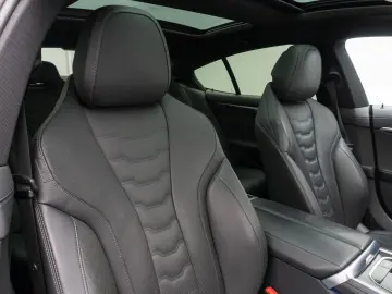 BMW M850i xD GC 360 DAB Laser DisplKey SoftClose H K