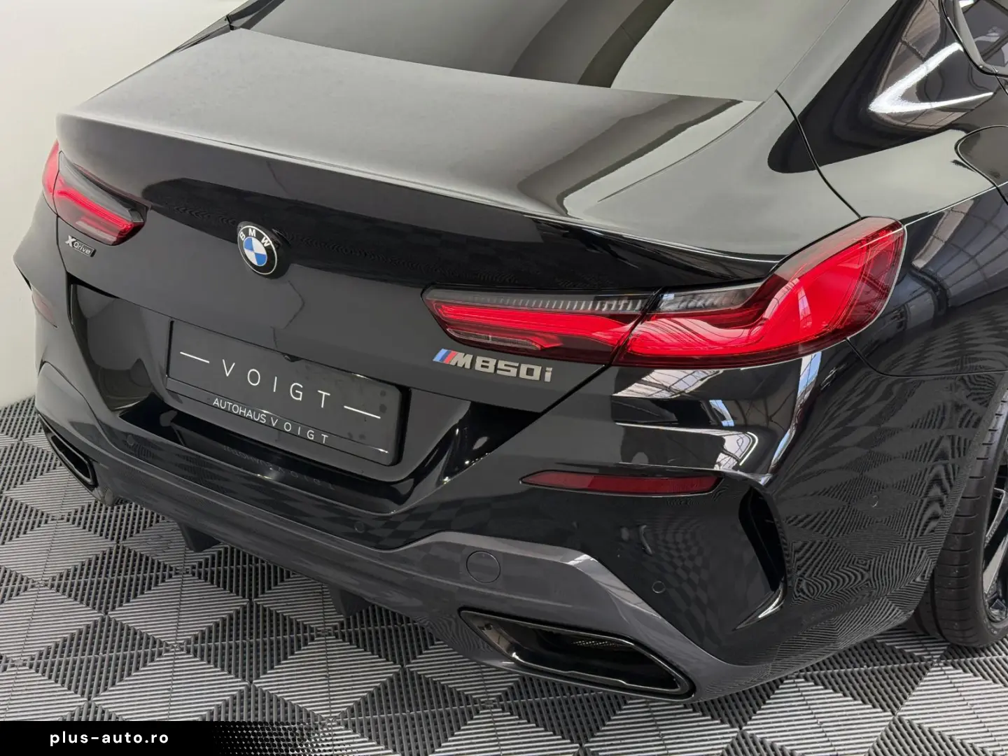 BMW M850 Gran Coupé xDrive 2.Hand H&K HUD DDC Shadow