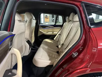 BMW X4 M40 d KAMERA LEDER NAVI CARPLAY 20.ZOLL