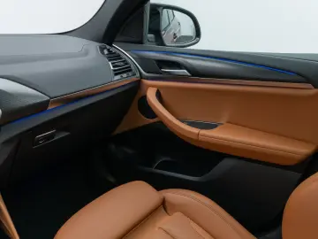 BMW X4 M40d 360  Laser DAB Panorama HUD Komfort HiFi