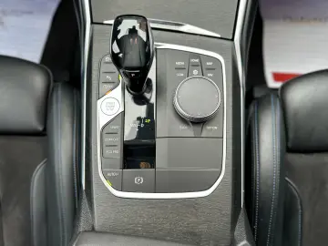 BMW 320i xDr. M-Sport Individual Dig. Cockpit Active Guard