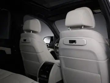 BMW X5 M60i 3x M SPORT PRO INTEGRAL INDIVIDUAL VOLL