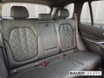 BMW X5 xDrive40d M Sport StandHZG AHK Sportpaket Luf