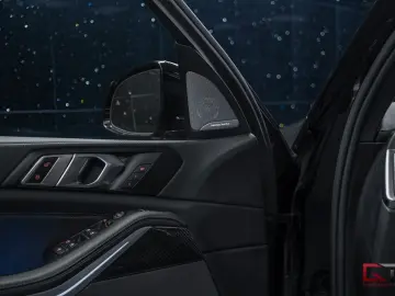 BMW X5 xDrive50e M-Sport 22  Pano Travel Carbon Tow