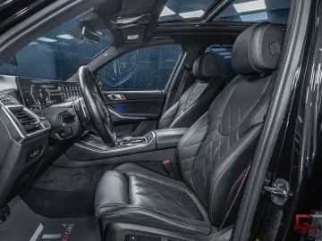 BMW X5 xDrive50e M-Sport 22  Pano Travel Carbon Tow