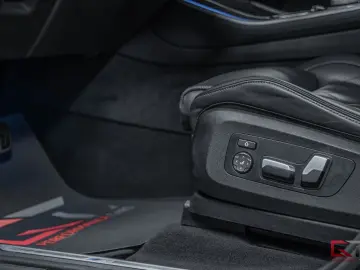 BMW X5 xDrive50e M-Sport 22  Pano Travel Carbon Tow