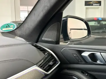 BMW X5 M50i M-SPORT Navi Leder LASER H&K HUD 21Zoll