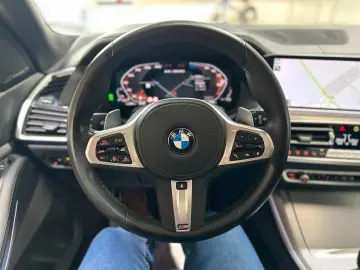 BMW X5 M50i M-SPORT Navi Leder LASER H&K HUD 21Zoll