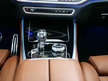 BMW X5 xDrive40d M-Sport Aut Nav HuD Laser Pano AHK