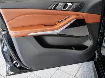 BMW X5 xDrive40d M-Sport Aut Nav HuD Laser Pano AHK