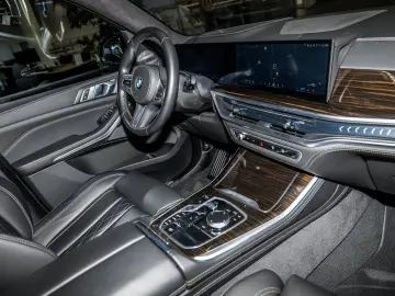 BMW X5 xDrive30d M Sport HUD ACC 360 KAM RFK NAVI